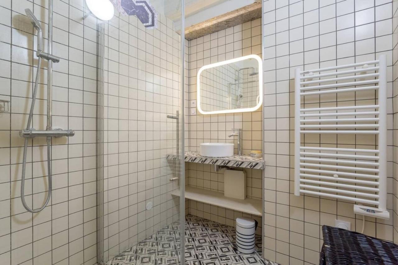 Character Apartment 6 People - City Center Lyon Exteriör bild